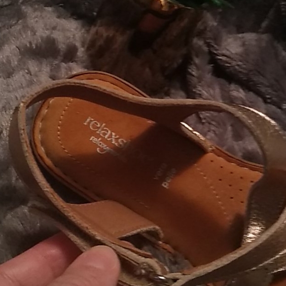 Bnwot real leather orthopedic sandals - Picture 4 of 6